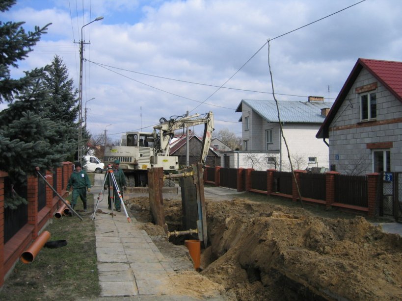 Budowa sieci kanalizacji przy ulicy Bankowej w Borowiu